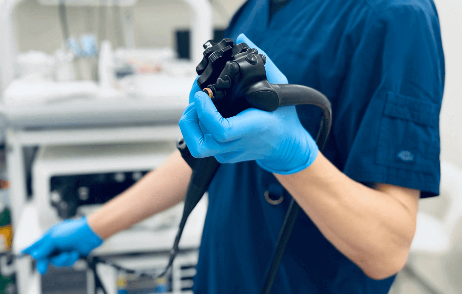 お腹の張りを抑える炭酸ガス送気を使用